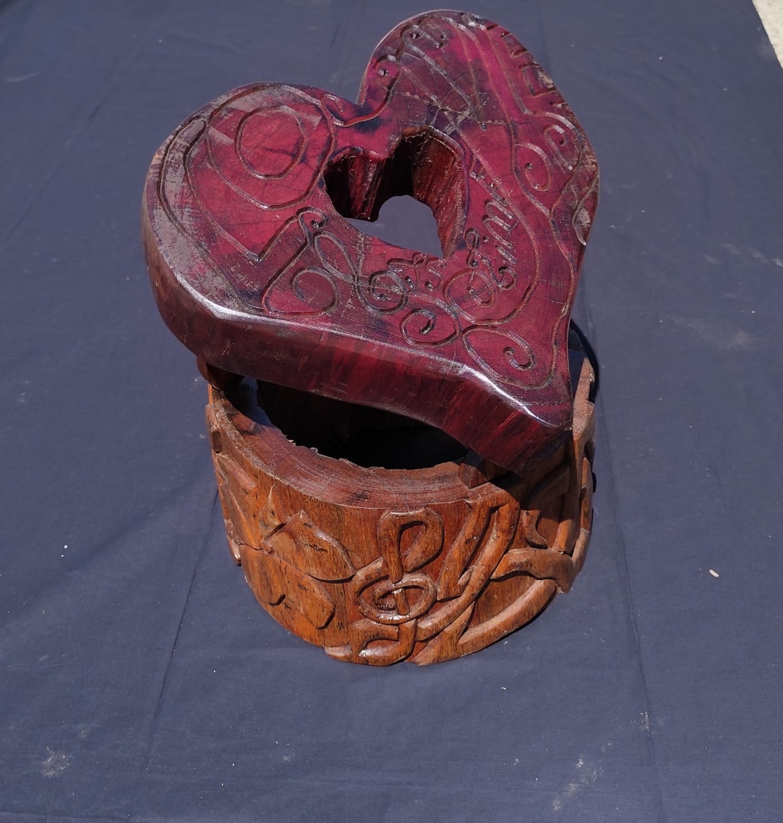 Sculpture en bois — Sarame Art Design